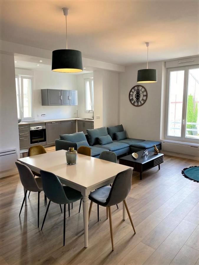 Ponsardin #55 Spacieux Appartement 3 Ch 6 Couchages ランス エクステリア 写真